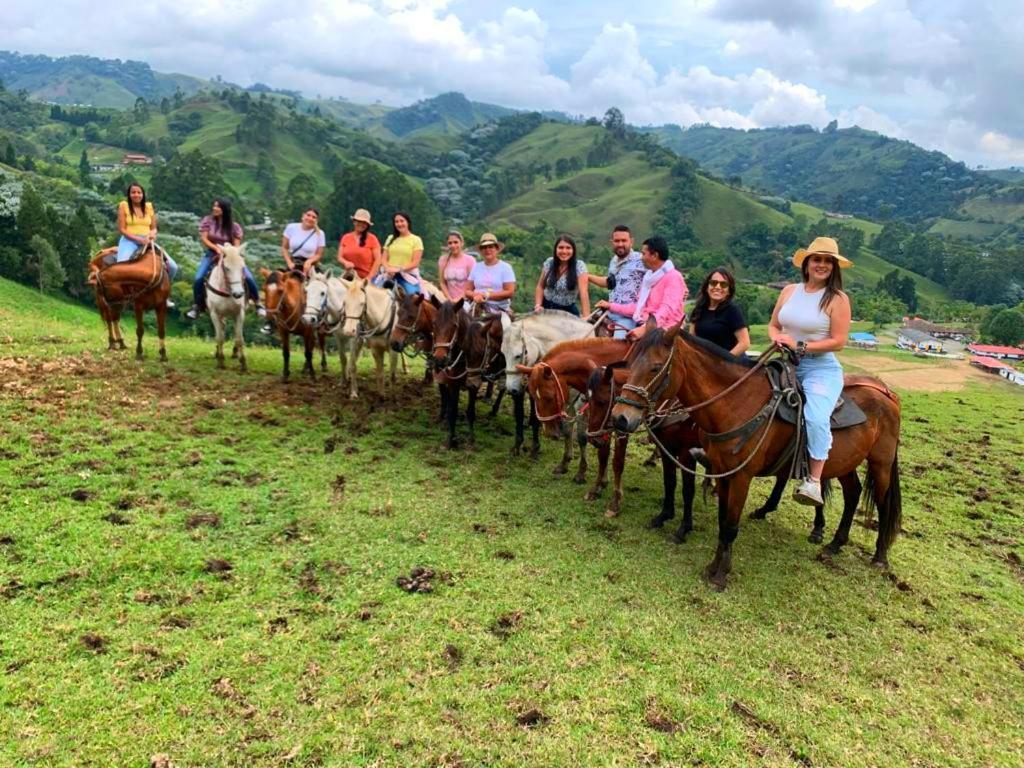 Finca Recreacional Marcelandia Santa Rosa de Cabal Exteriör bild